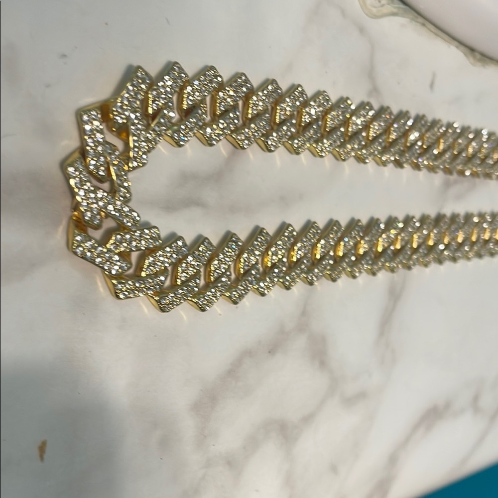 Gold and Silver Chain Necklace - Picture 2 of 3
